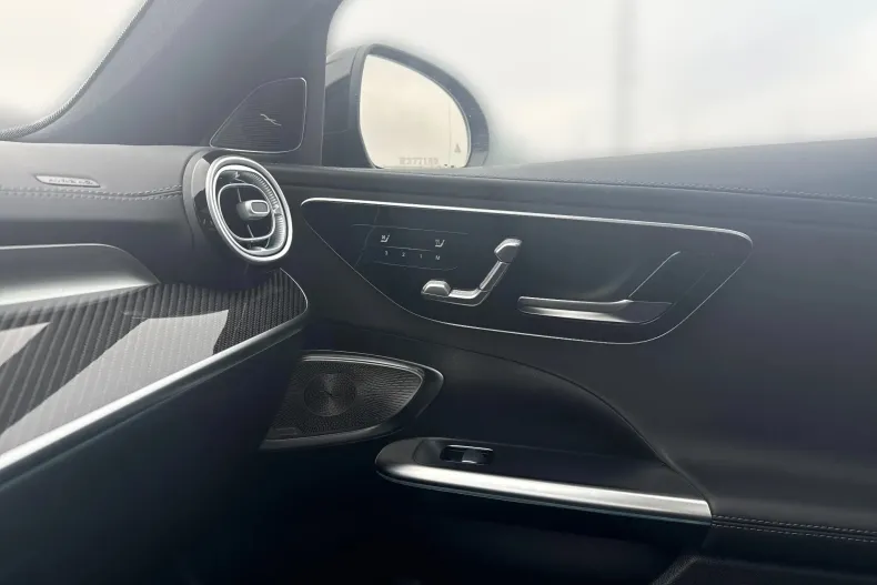 Mercedes-Benz C 63 AMG din 2025 cu 3.018 km - oferta MER173283 - foto 22