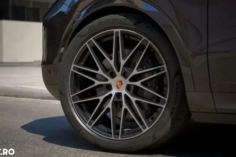 Porsche Cayenne Coupe din 2025 cu 10 km - oferta POR173286 - foto 2