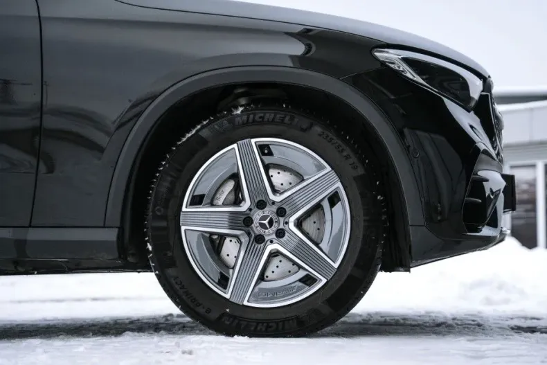 Mercedes-Benz GLC din 2025 cu 6.380 km - oferta MER173290 - foto 6