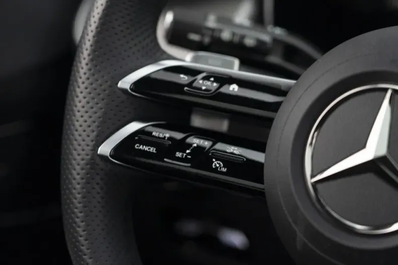 Mercedes-Benz GLC din 2025 cu 6.380 km - oferta MER173290 - foto 18