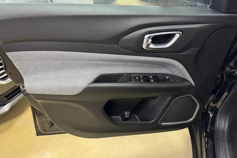 Jeep Compass din 2021 cu 49.200 km - oferta JEE173293 - foto 13