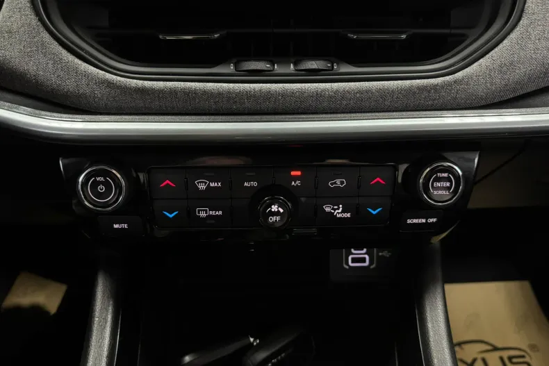 Jeep Compass din 2021 cu 49.200 km - oferta JEE173293 - foto 28