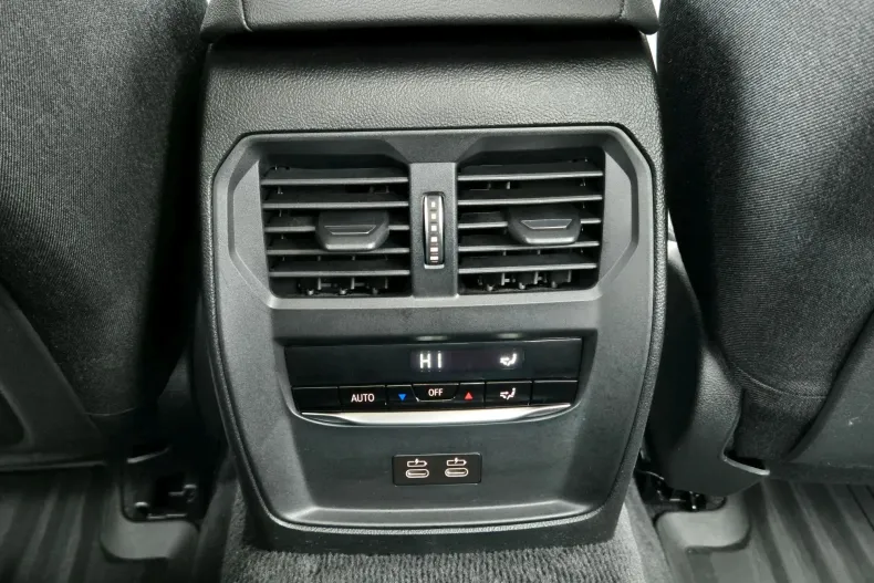 BMW Seria 3 din 2021 cu 53.422 km - oferta BMW173298 - foto 12