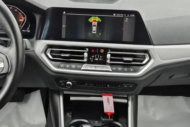 BMW Seria 3 din 2021 cu 53.422 km - oferta BMW173298 - foto 19