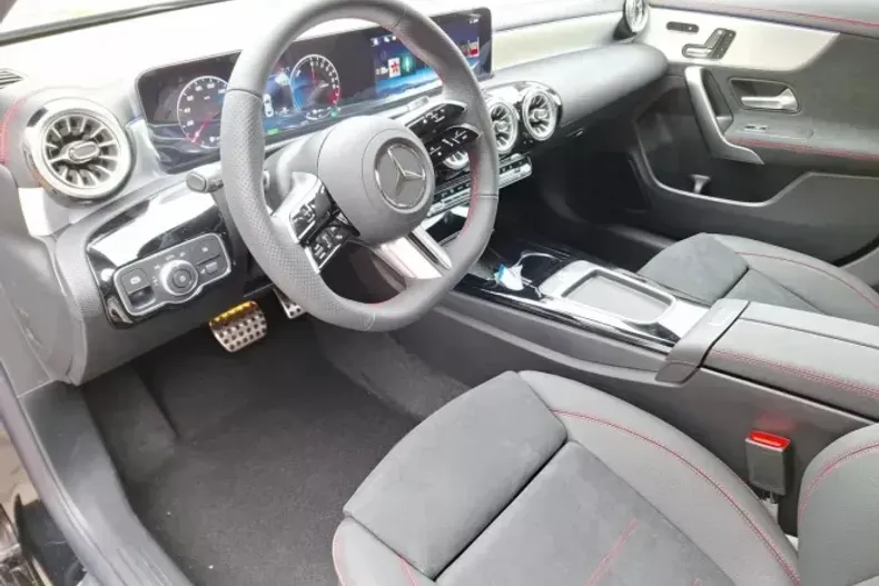 Mercedes-Benz CLA din 2024 cu 5.000 km - oferta MER173303 - foto 13