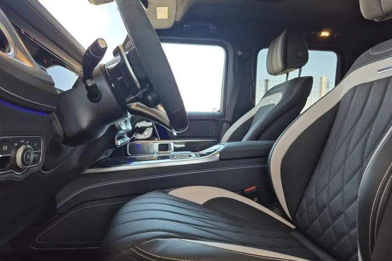 Mercedes-Benz G din 2025 cu 10.000 km - oferta MER173307 - foto 13