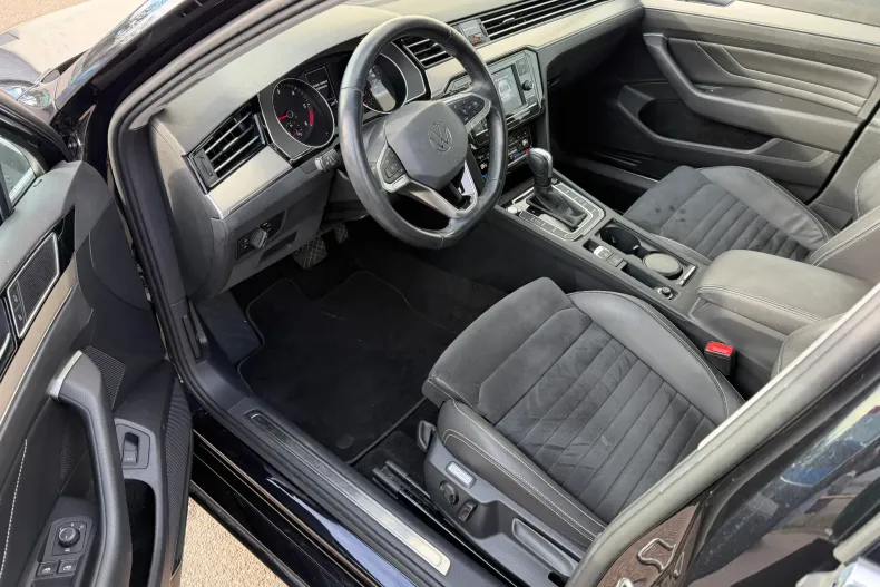 Volkswagen Passat din 2020 cu 100.641 km - oferta VOL173316 - foto 10