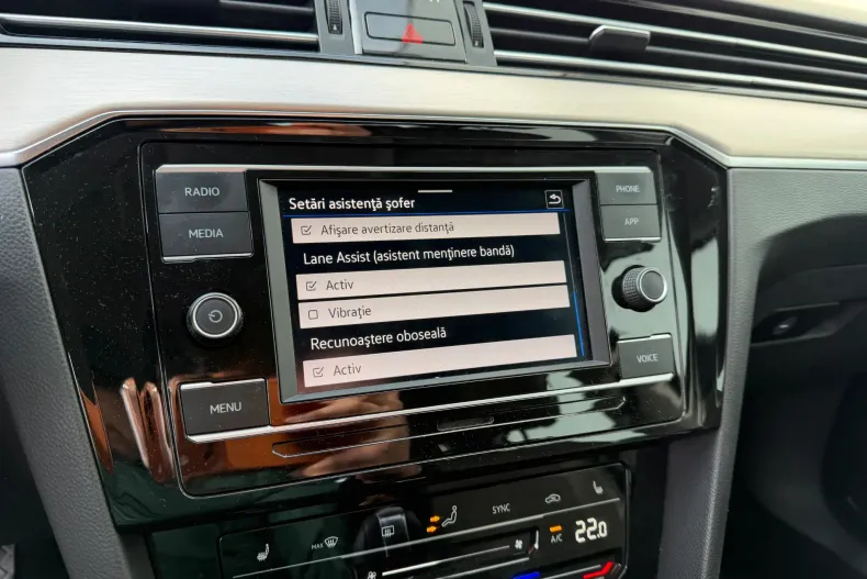 Volkswagen Passat din 2020 cu 100.641 km - oferta VOL173316 - foto 18