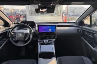 Toyota bZ4X din 2025 cu 13.293 km - oferta TOY173317 - foto 13