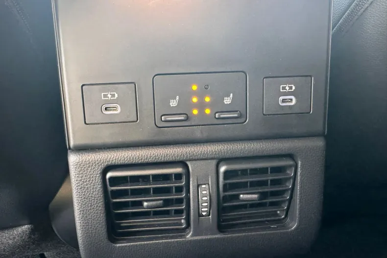 Toyota bZ4X din 2025 cu 13.293 km - oferta TOY173317 - foto 18