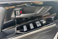 Toyota bZ4X din 2025 cu 13.293 km - oferta TOY173317 - foto 19