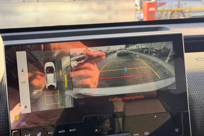 Toyota bZ4X din 2025 cu 13.293 km - oferta TOY173317 - foto 22