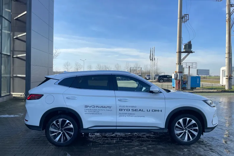 BYD SEAL U din 2025 cu 8.200 km - oferta BYD173346 - foto 4