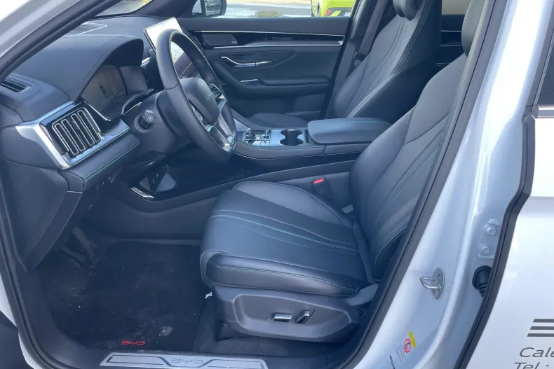 BYD SEAL U din 2025 cu 8.200 km - oferta BYD173346 - foto 9