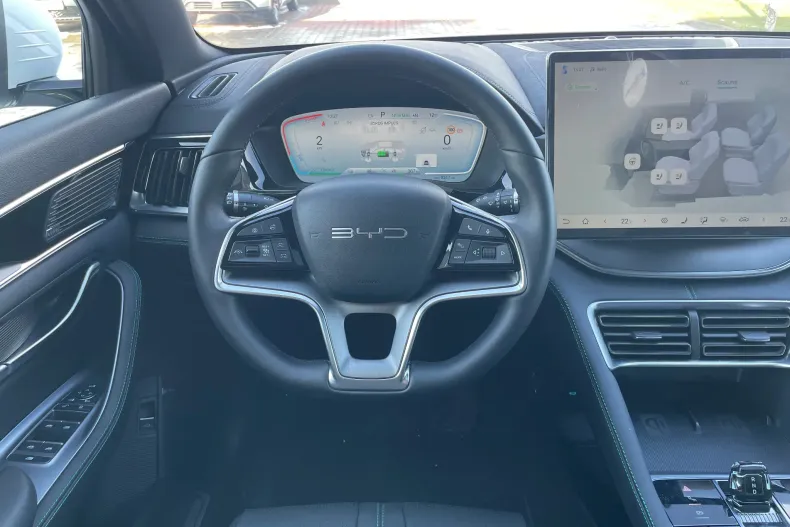 BYD SEAL U din 2025 cu 8.200 km - oferta BYD173346 - foto 17