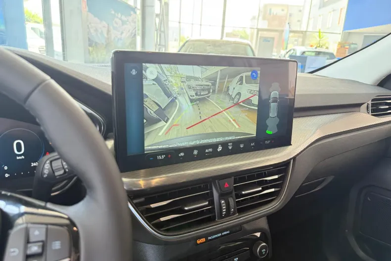 Ford Kuga din 2025 cu 1 km - oferta FOR173348 - foto 8