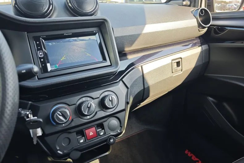 Aixam Coupé din 2024 cu 15 km - oferta AIX173356 - foto 12