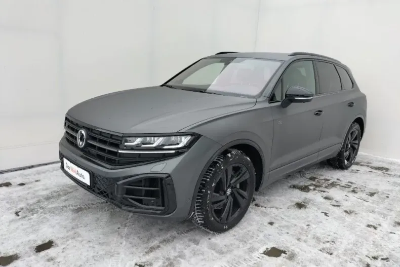 Volkswagen Touareg din 2024 cu 49.794 km - oferta VOL173361 - foto 1