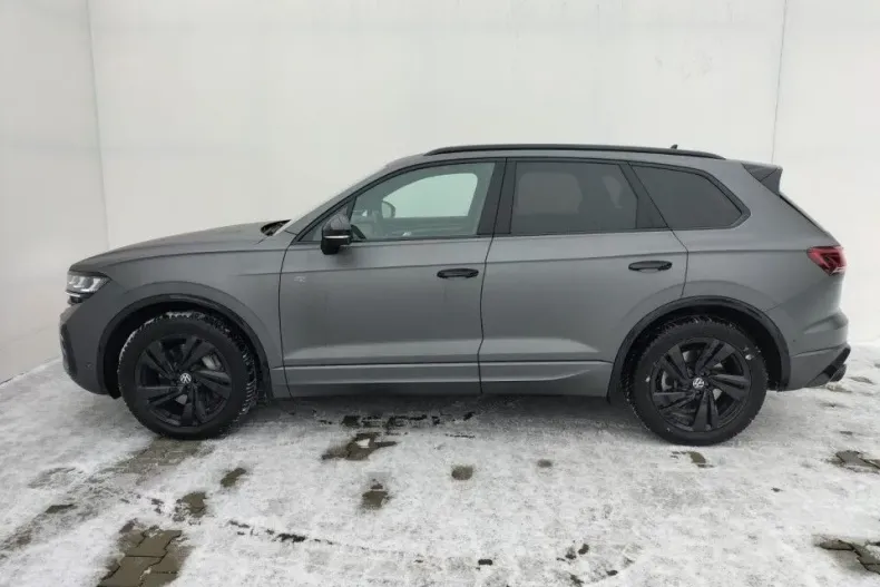 Volkswagen Touareg din 2024 cu 49.794 km - oferta VOL173361 - foto 3