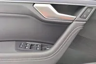 Volkswagen Touareg din 2024 cu 49.794 km - oferta VOL173361 - foto 10