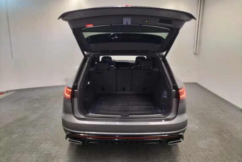 Volkswagen Touareg din 2025 cu 28.806 km - oferta VOL173363 - foto 6