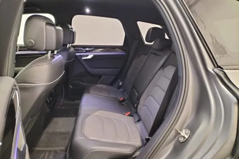 Volkswagen Touareg din 2025 cu 28.806 km - oferta VOL173363 - foto 15