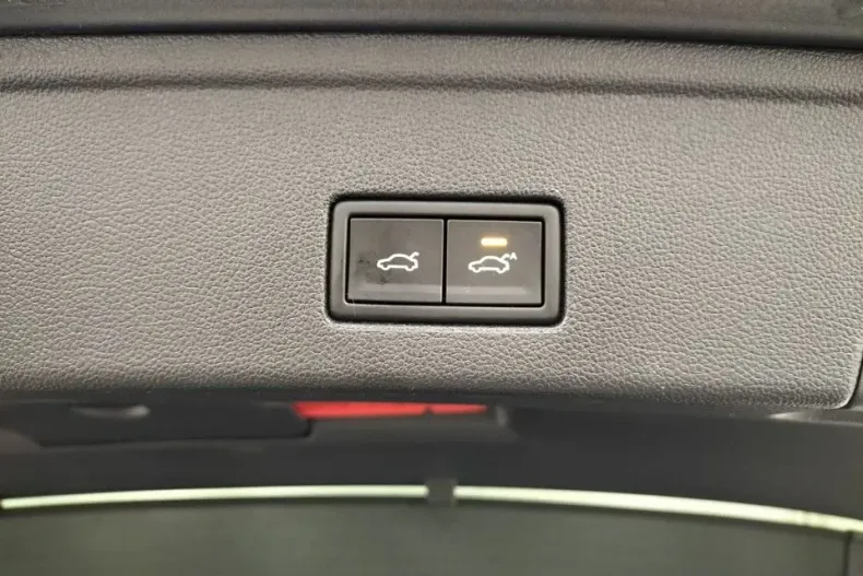 Volkswagen Touareg din 2025 cu 28.806 km - oferta VOL173363 - foto 18