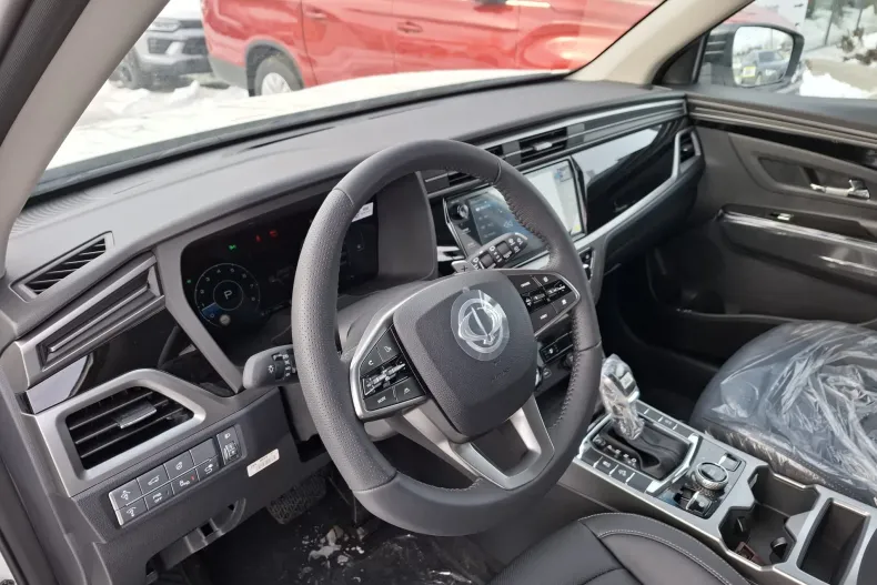 KG Mobility Korrando din 2025 cu 1 km - oferta KGM173368 - foto 8