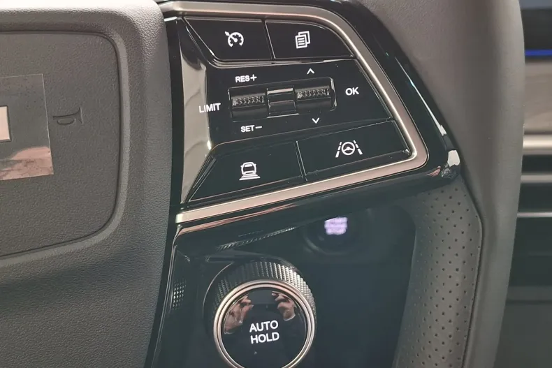 KG Mobility Actyon din 2025 cu 1 km - oferta KGM173369 - foto 17