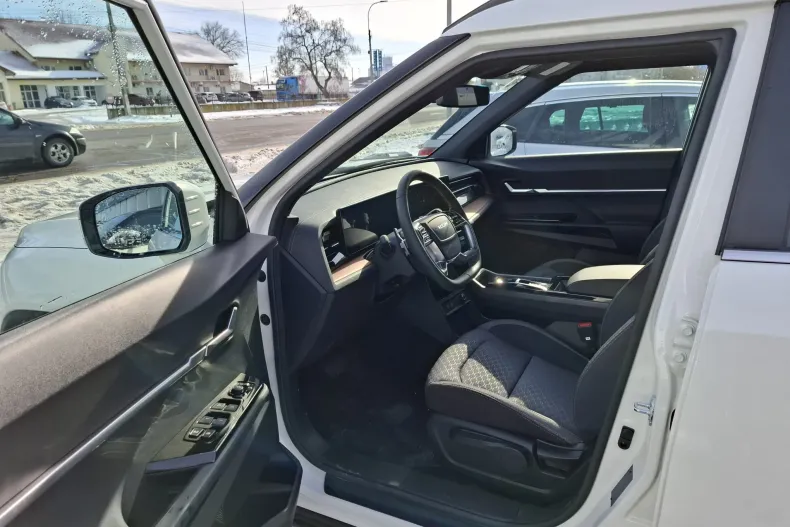 KG Mobility Torres din 2025 cu 1 km - oferta KGM173370 - foto 17