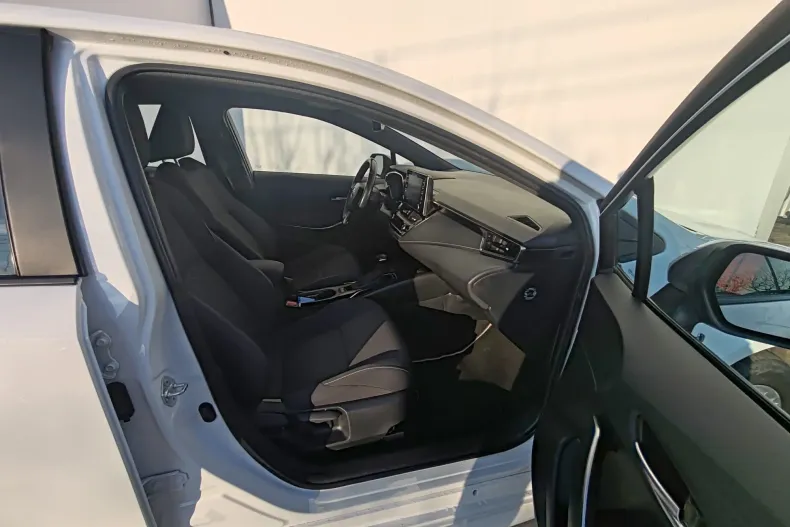 Toyota Corolla din 2021 cu 67.900 km - oferta TOY173374 - foto 7