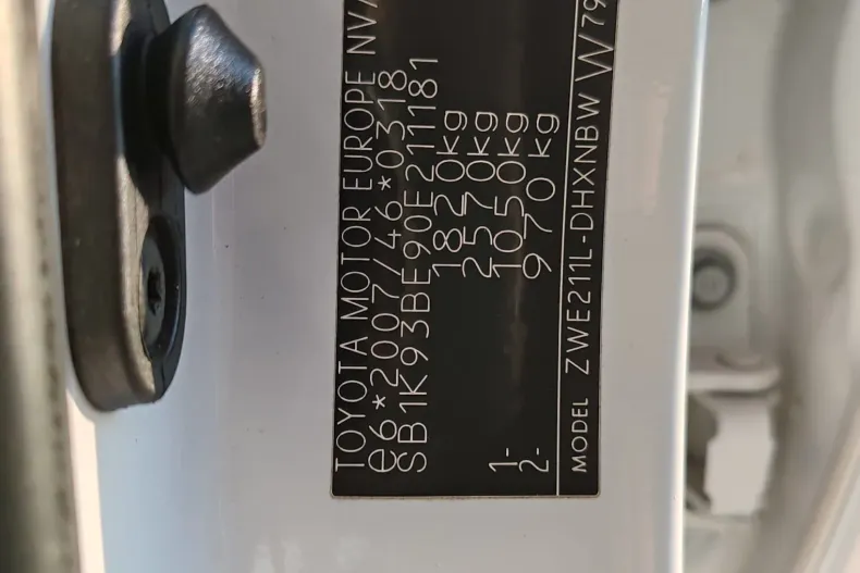 Toyota Corolla din 2021 cu 67.900 km - oferta TOY173374 - foto 15