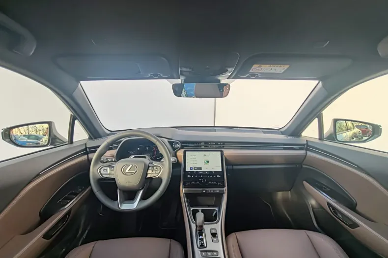 Lexus LBX din 2025 cu 1.700 km - oferta LEX173375 - foto 5