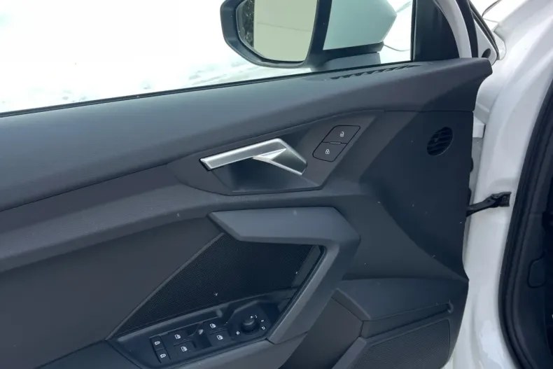 Audi A3 din 2022 cu 175.000 km - oferta AUD173389 - foto 31