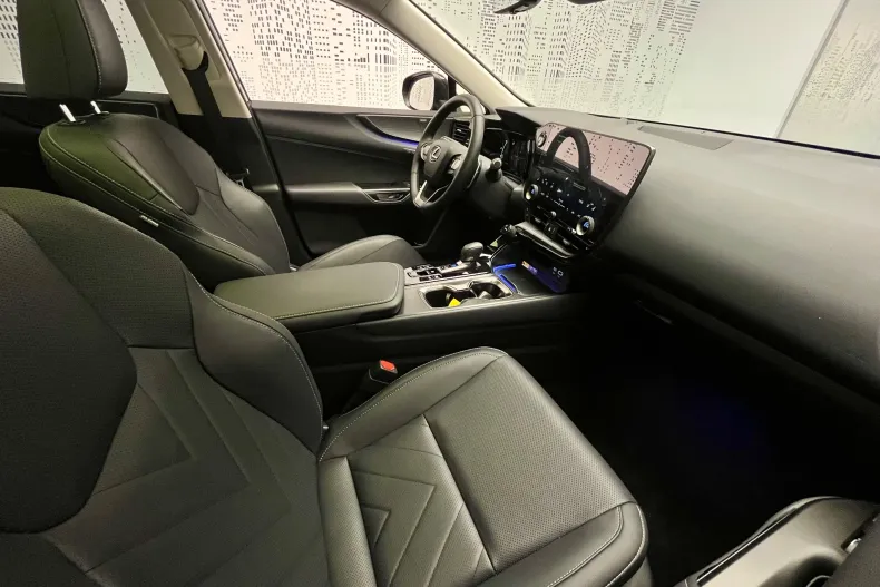 Lexus Seria NX din 2024 cu 3.850 km - oferta LEX173393 - foto 13