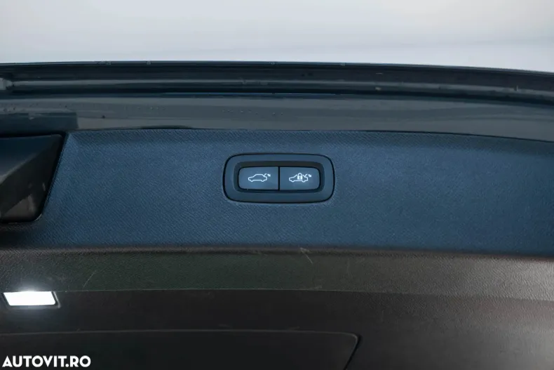 Volvo XC90 din 2021 cu 129.700 km - oferta VOL173395 - foto 34