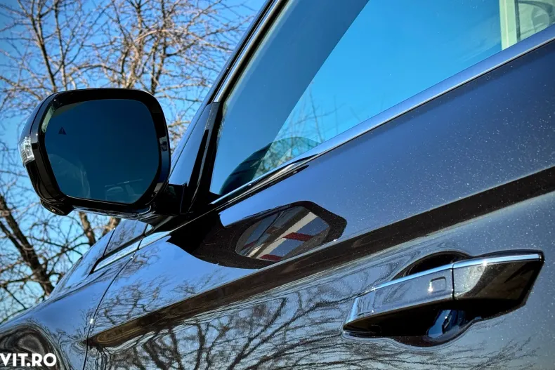 Ssangyong REXTON din 2025 cu 10 km - oferta SSA173404 - foto 12