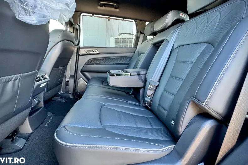 Ssangyong REXTON din 2025 cu 10 km - oferta SSA173404 - foto 17