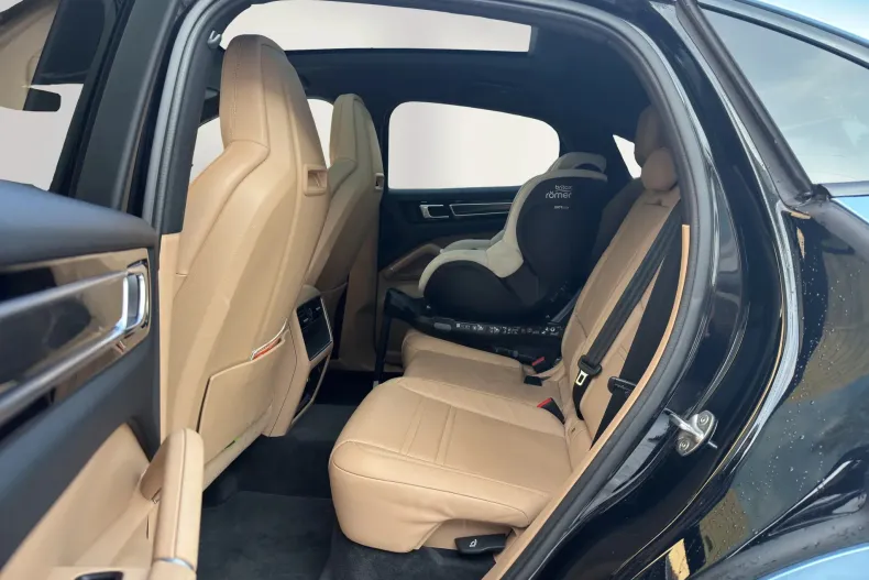 Porsche Cayenne din 2022 cu 13.000 km - oferta POR173430 - foto 12