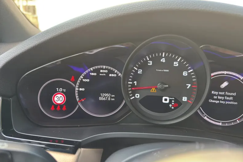 Porsche Cayenne din 2022 cu 13.000 km - oferta POR173430 - foto 23