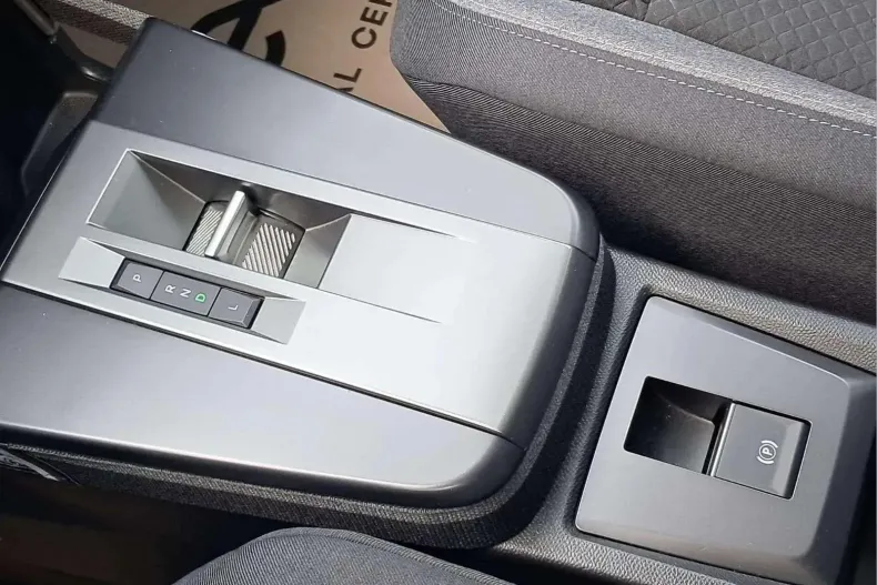 Opel Frontera din 2025 cu 4.720 km - oferta OPE173434 - foto 14