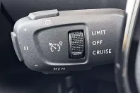 Peugeot 2008 din 2025 cu 11.847 km - oferta PEU173436 - foto 16