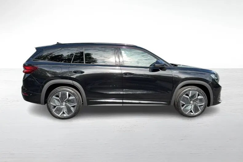 Skoda Kodiaq din 2025 cu 6.500 km - oferta SKO173441 - foto 4