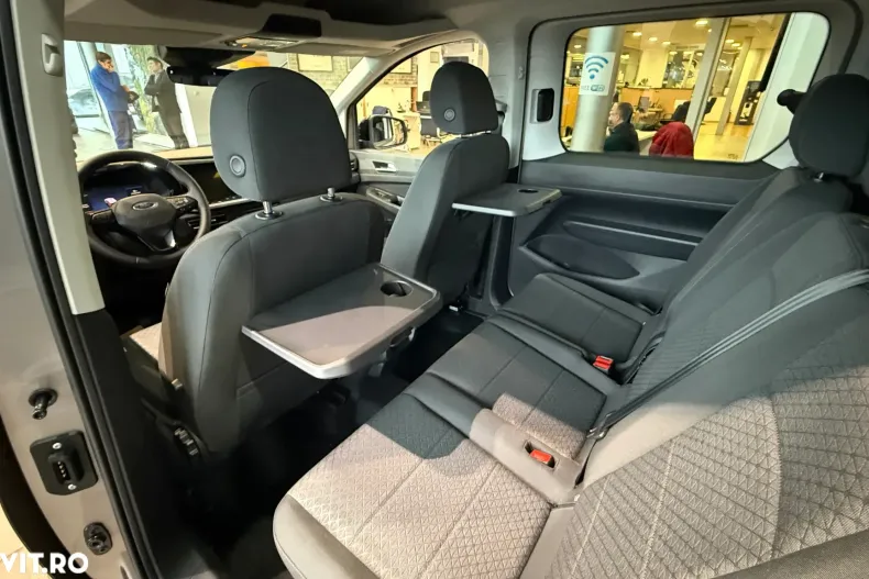 Ford Tourneo Connect din 2025 cu 1 km - oferta FOR173453 - foto 9