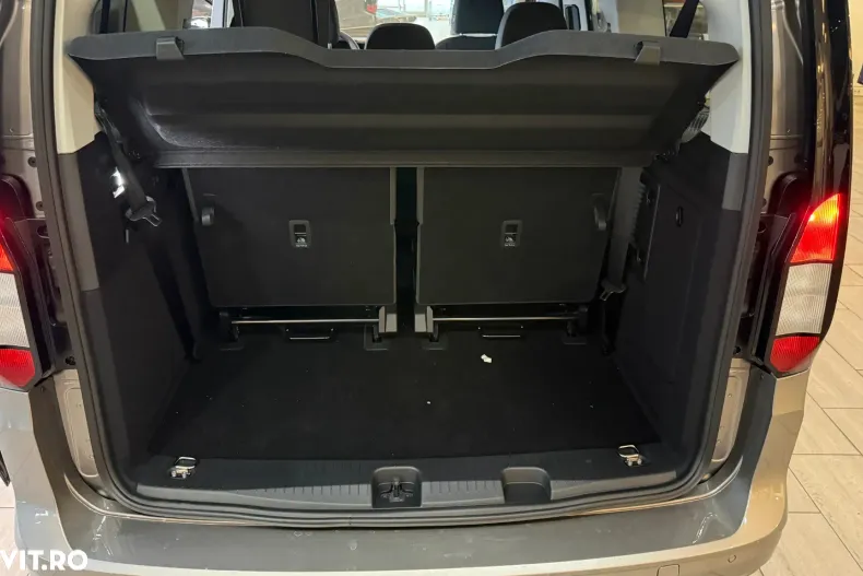 Ford Tourneo Connect din 2025 cu 1 km - oferta FOR173453 - foto 16