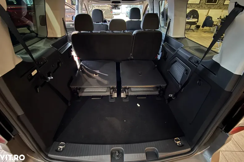 Ford Tourneo Connect din 2025 cu 1 km - oferta FOR173453 - foto 17