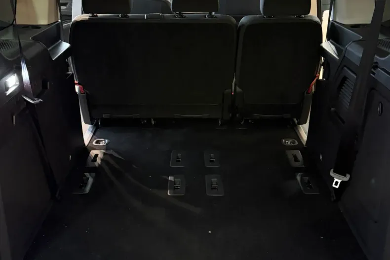 Ford Tourneo Connect din 2025 cu 1 km - oferta FOR173453 - foto 21