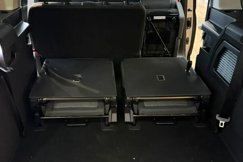 Ford Tourneo Connect din 2025 cu 1 km - oferta FOR173453 - foto 22