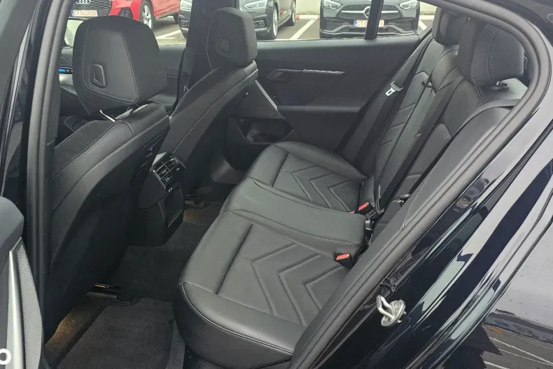 BMW Seria 5 din 2024 cu 18.500 km - oferta BMW173454 - foto 12