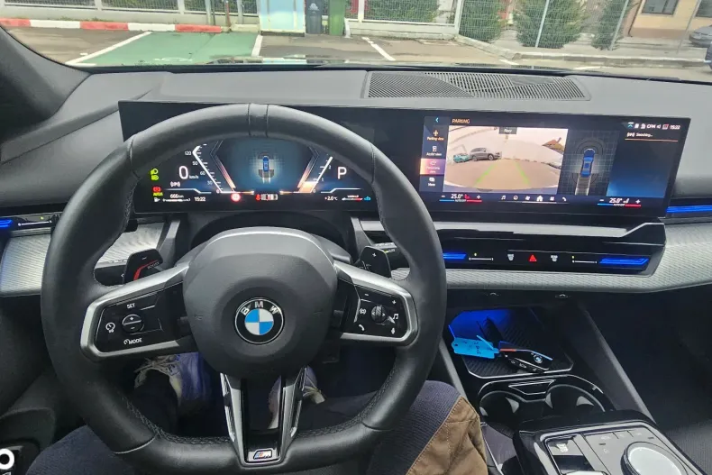 BMW Seria 5 din 2024 cu 18.500 km - oferta BMW173454 - foto 15